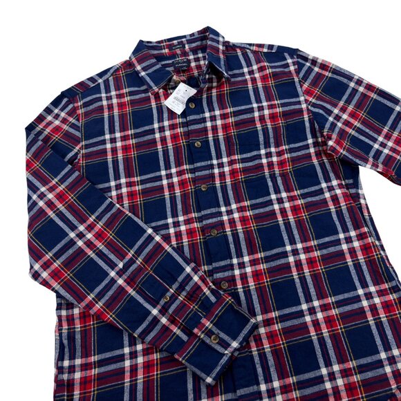 Crew Flannel Shirt Mens Size L Classic Fit Red & Navy Plaid NWT - Picture 4 of 7